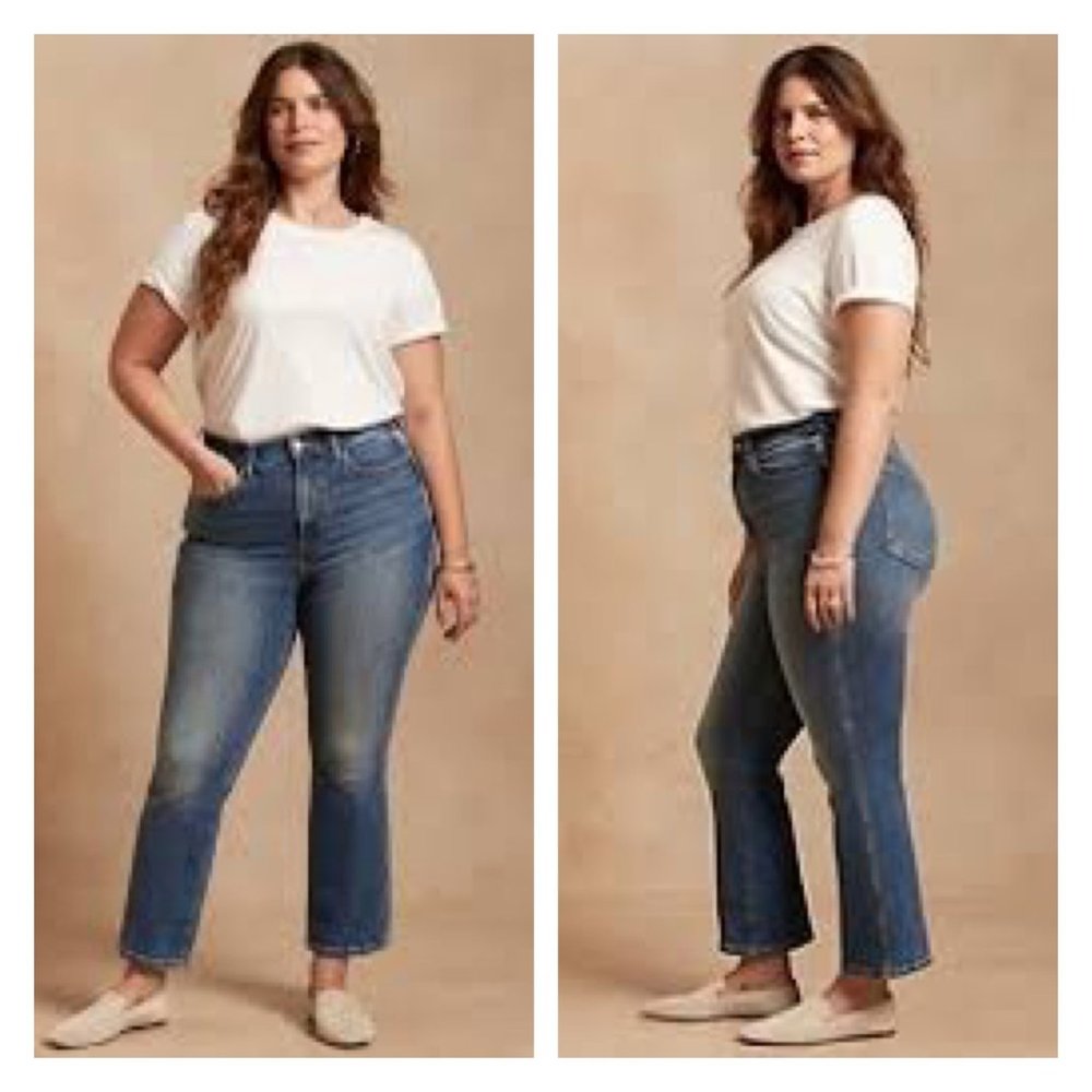 Banana Republic High Rise Crop Boot Cut Jean Size 34 Medium Wash T75